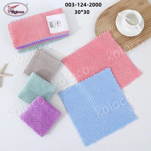 Женская Koloco (30*30) 003-124-2000 (деми) Koloco 003-124-2000