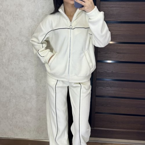 Костюм спорт Valentina (42-52) 106 milk (зима) Valentina 106 milk