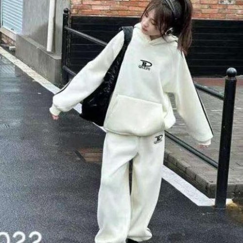 Костюм спорт Delfinka (130-170) 5022 white (зима) Delfinka 5022 white