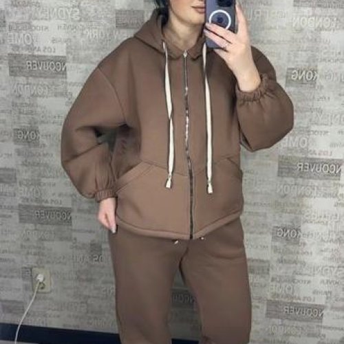 Костюм спорт Valentina (48-56) 091 l.brown (зима) Valentina 091 l.brown