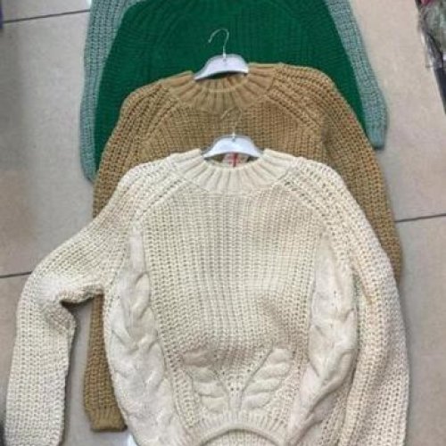 Свитер Julia (52-54) 31 l.beige (зима) Julia 31 l.beige