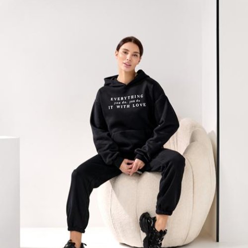 Костюм спорт Lola (M-XL) 5219 black (зима) Lola 5219 black