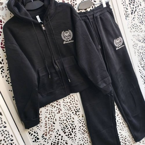 Костюм спорт Lora (42-46) LR950 black (зима) Lora LR950 black