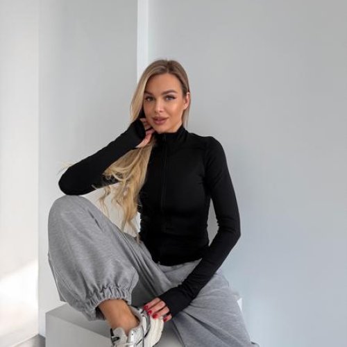 Кофта Arina (42-48) 1697 black (деми) Arina 1697 black