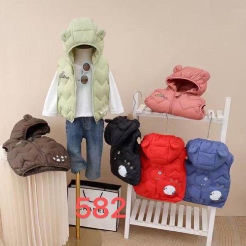 Жилетка Farbique (90-130) 582 l.green (деми) Farbique 582 l.green