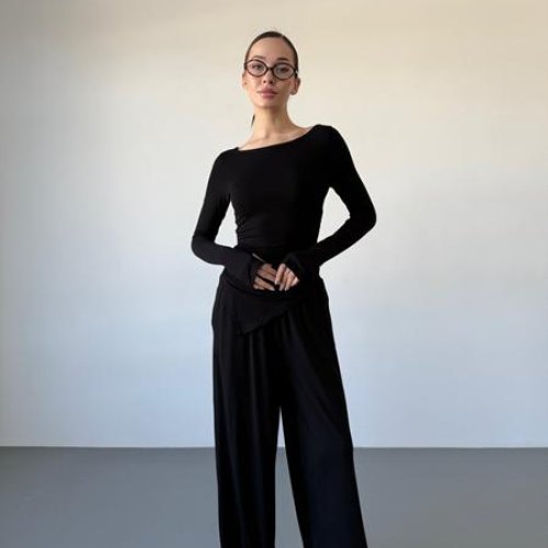 Костюм Arina (42-48) 1712 black (деми) Arina 1712 black