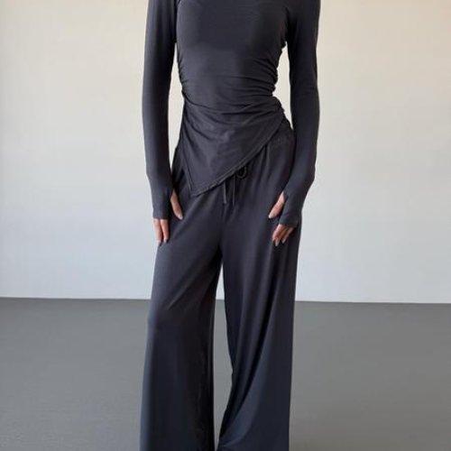 Костюм Arina (42-48) 1712 d.grey (деми) Arina 1712 d.grey