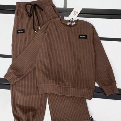 Костюм спорт Kosmy (128-152) 394 chocolate (деми) Kosmy 394 chocolate