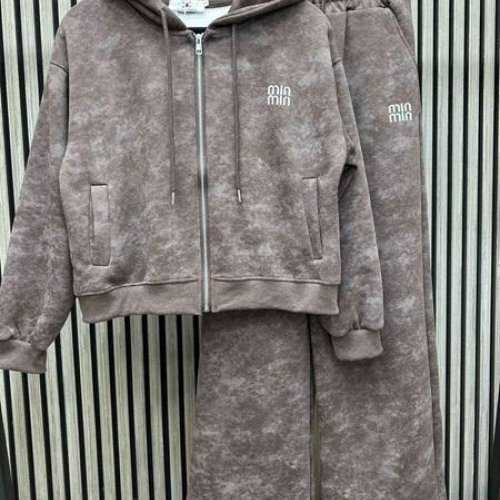 Костюм спорт Nefertiti (S-L) NF127 brown (деми) Nefertiti NF127 brown