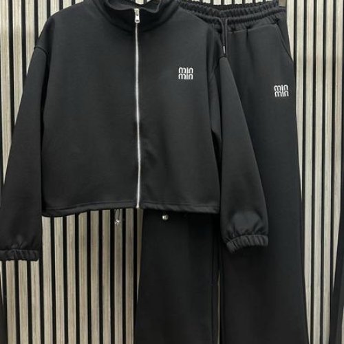 Костюм спорт Nefertiti (S-L) NF133 black (деми) Nefertiti NF133 black