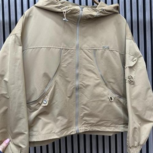 Ветровка Nefertiti (one size) NF94 beige (деми) Nefertiti NF94 beige