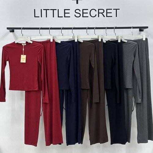 Костюм Little Secret (one size) K041 black (деми) Little Secret K041 black