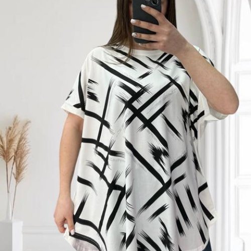 Футболка Elena&Vika (54-64) 25008 white (лето) Elena&Vika 25008 white