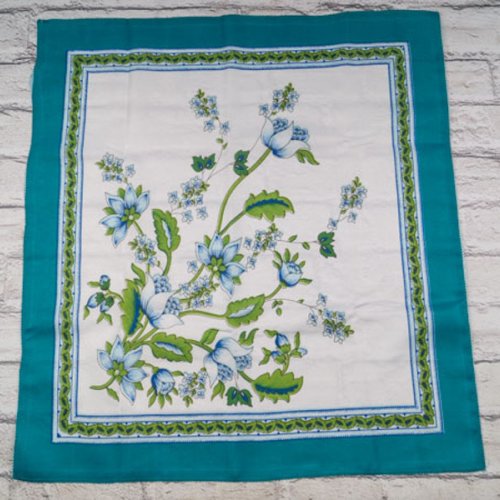 Платок Shawls (63*60) P149 green (деми) Shawls P149 green