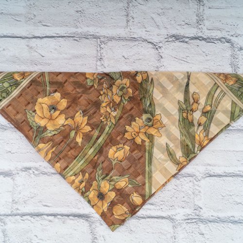 Платок Shawls (72*72) P207 brown (деми) Shawls P207 brown