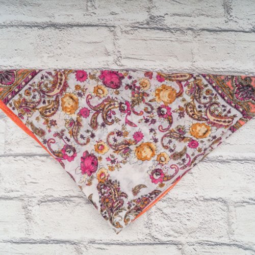 Платок Shawls (72*72) P209 red (деми) Shawls P209 red