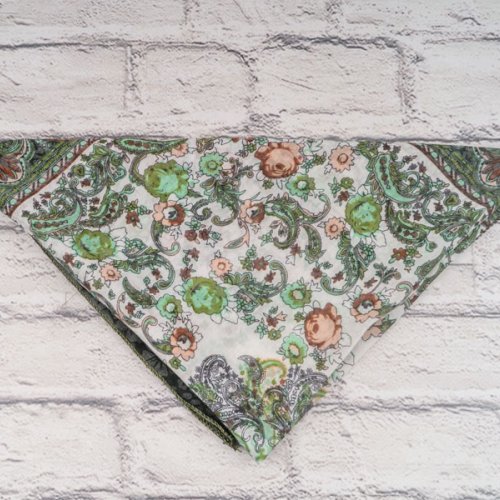 Платок Shawls (72*72) P216 green (деми) Shawls P216 green