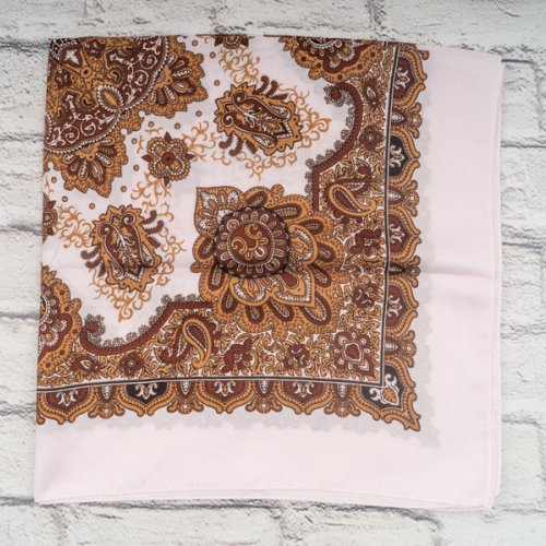 Платок Shawls (72*72) P231 brown (деми) Shawls P231 brown