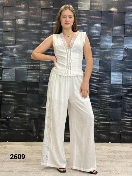 Костюм MMC clothes (44-46) 2609 white (лето)