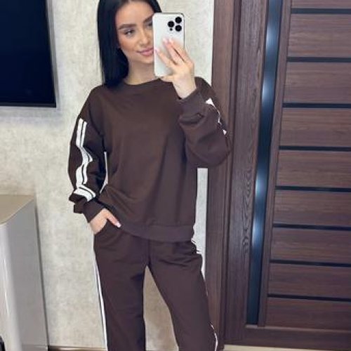 Костюм спорт Valentina (42-52) 110 brown (деми) Valentina 110 brown
