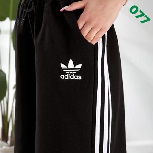 Шорты Nefertiti (42-48) 077 black (лето) Nefertiti 077 black