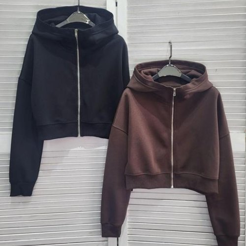 Кофта спорт Nefertiti (one size) 831 black (деми) Nefertiti 831 black