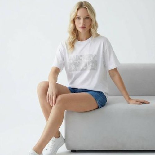 Футболка Nefertiti (S-L) NF236 white (лето) Nefertiti NF236 white