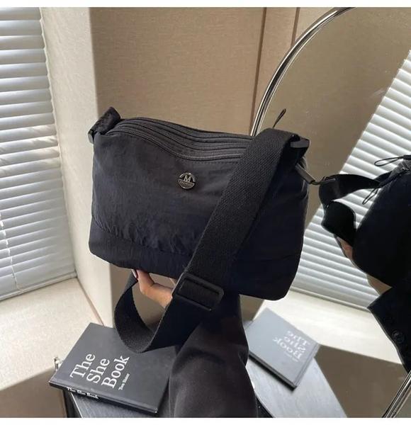 Бананка Fashion Bag (23*17*10) 2419-1 black (деми)