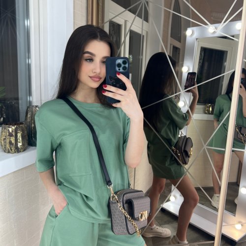 Костюм Valentina (42-50) 041 green (42-46 46-50) (лето) Valentina 041 green (42-46 46-50)