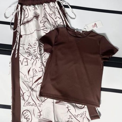 Костюм Kosmy (128-152) 391 brown-milk (лето) Kosmy 391 brown-milk
