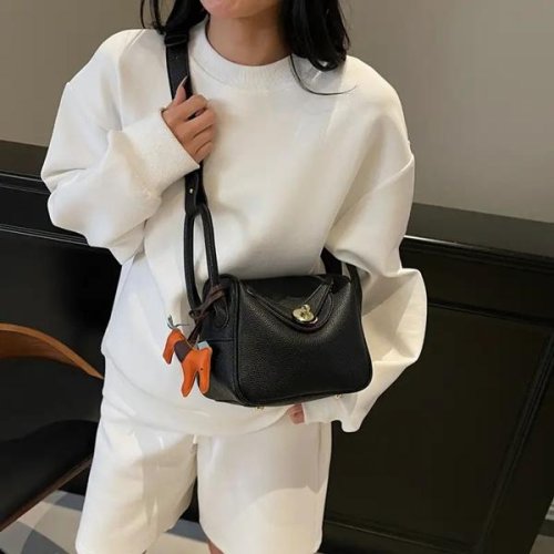 Сумка Fashion Bag (20*15*12) C28300-6 black (деми) Fashion Bag C28300-6 black