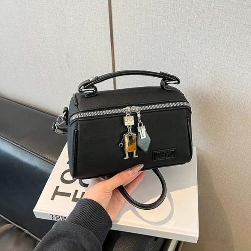 Сумка Fashion Bag (22*13*11) 7219-1 black (деми) Fashion Bag 7219-1 black