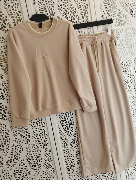 Костюм спорт Lora (M-XL) LR1698 beige (деми)