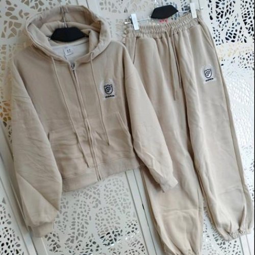 Костюм спорт Lora (XL) LR1692 beige (деми) Lora LR1692 beige