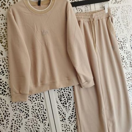 Костюм спорт Lora (M-XL) LR1698 beige (деми) Lora LR1698 beige